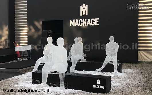 sculture di ghiaccio pitti uomo
