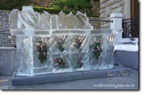 Ice bar scultori di ghiaccio