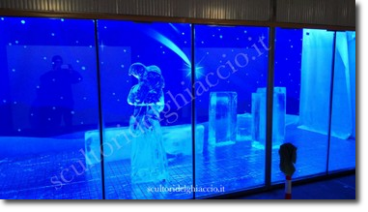 Presepe con ghiaccio in tour